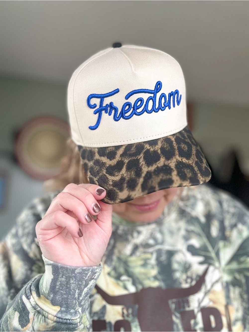 Freedom Cream & Leopard Trucker Hat-Blue